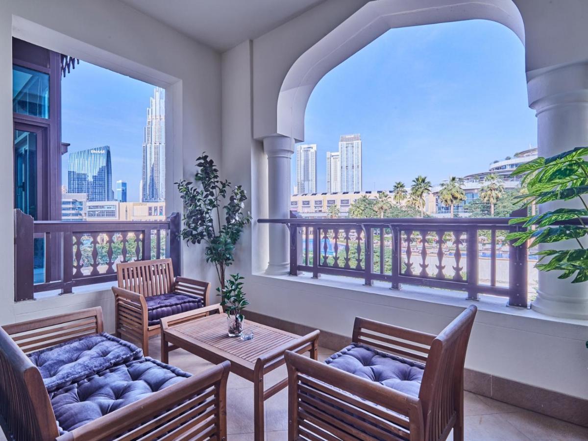 Burj Khalifa Partial View Peak Living Luxury 2Br Souk Al-Bahar Beside Dubai Mall-Golden Homes Exterior photo