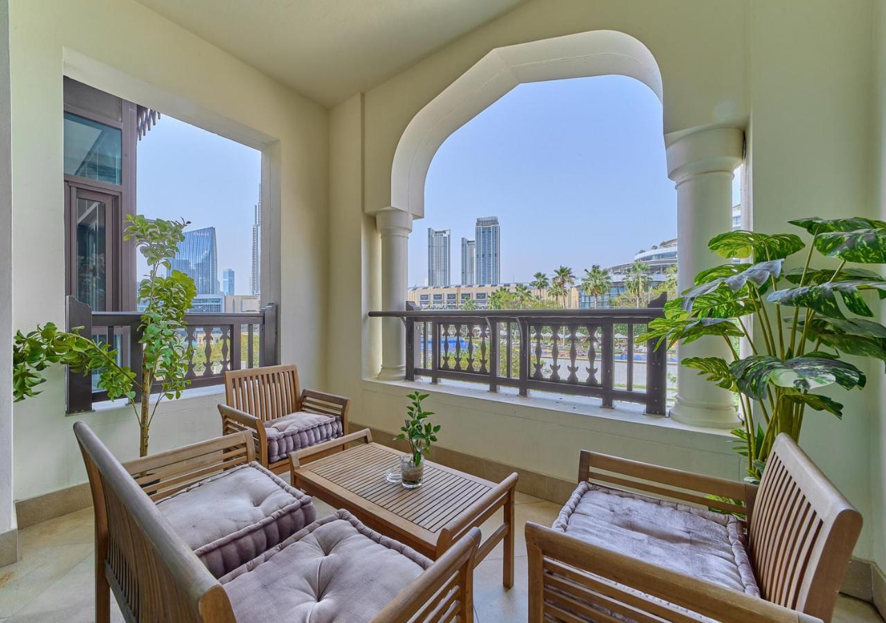Burj Khalifa Partial View Peak Living Luxury 2Br Souk Al-Bahar Beside Dubai Mall-Golden Homes Exterior photo