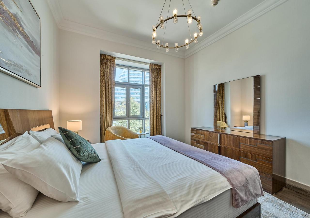 Burj Khalifa Partial View Peak Living Luxury 2Br Souk Al-Bahar Beside Dubai Mall-Golden Homes Exterior photo